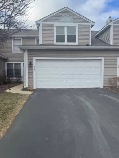 Main picture of 725 Hamilton Cir