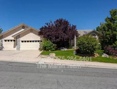 Main picture of 3245 Marthiam Ave