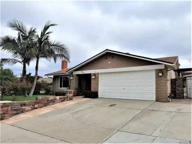 Main picture of 549 Woods Dr