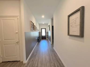 Main picture of 11616 Silver Queen Dr