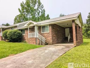 Main picture of 2003 Glisson Dr