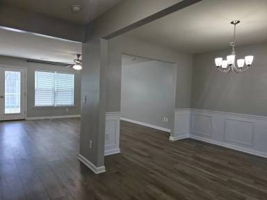 Main picture of 110 Claystone Dr