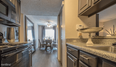 Main picture of 4643 Wild Indigo St