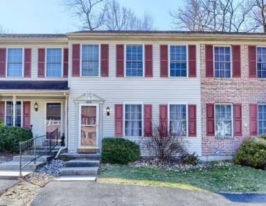 Main picture of 802 Rockwood Dr