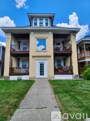 Main picture of 3221 Gilbert Ave