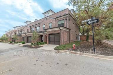 Main picture of 2 Townpark Cir