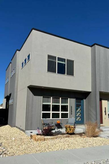 Main picture of 1126 Agate Ln