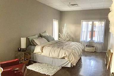 Main picture of 121 S Potter St
