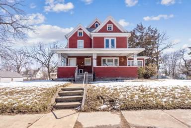 Main picture of 2314 Walnut St
