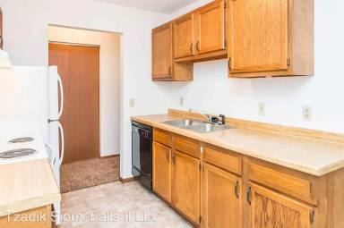 Main picture of Mallard Cove Apartments