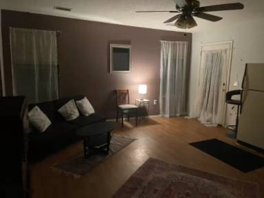Main picture of 2464 Tyler Loop NE