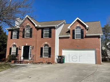 Main picture of 7054 Yellow Oak Ln