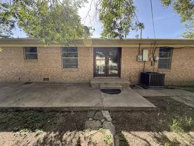 Main picture of 1204 S 7th St