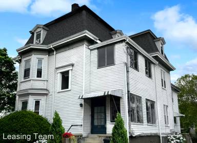 Main picture of 184 Ash St
