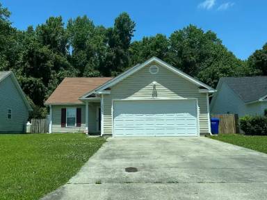 Main picture of 1090 Wyngate Dr
