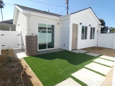 Main picture of 5805 Cleon Ave