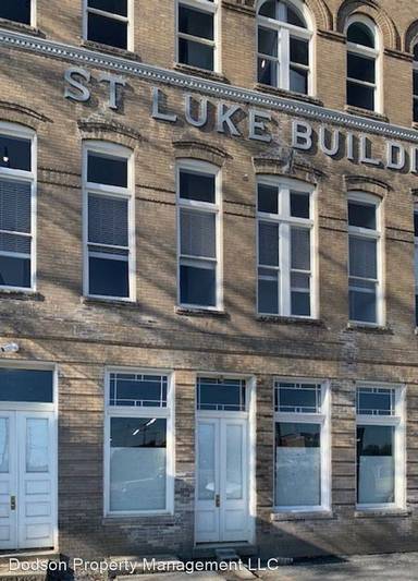 Main picture of 900 St James St