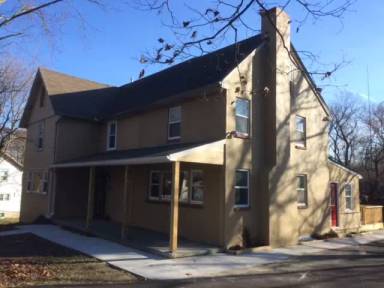 Main picture of 100 W Central Ave