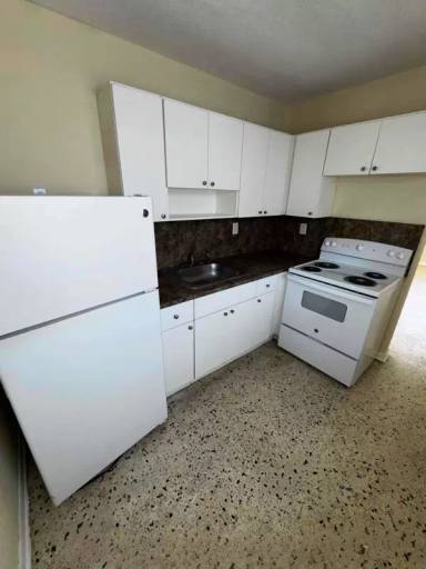 Main picture of 1040 SW 7th St