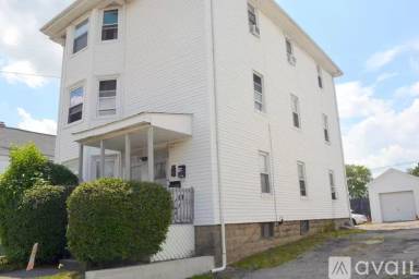 Main picture of 1172 N Main St