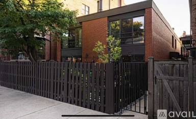 Main picture of 1704 N Orchard St