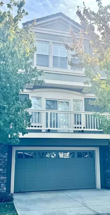 Main picture of 110 Maple Ln