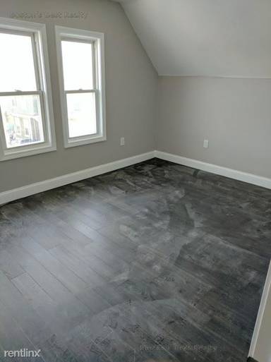 Main picture of 77 Linden Street Apartments