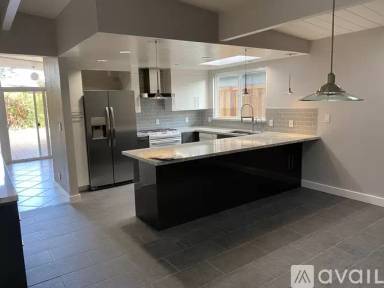 Main picture of 1657 Andalusia Way