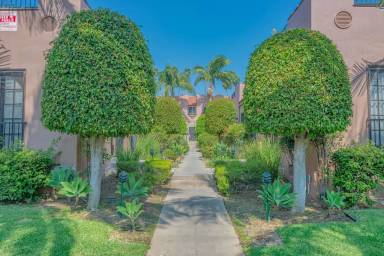 Main picture of 5323 Loma Linda Ave