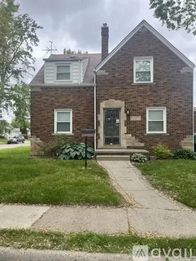 Main picture of 15205 Maplewood Ave