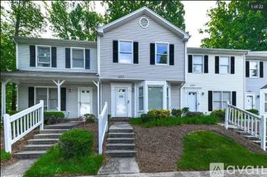Main picture of 4377 Baylor St