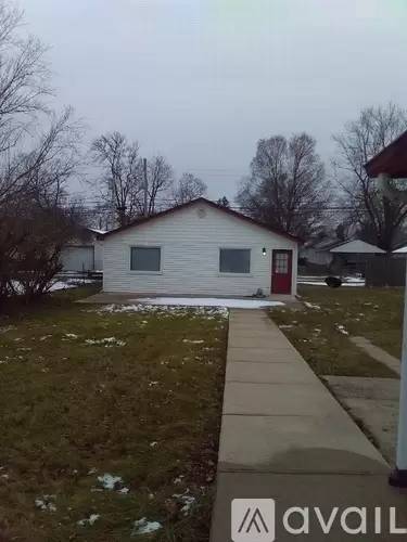 Main picture of 207 E Main St