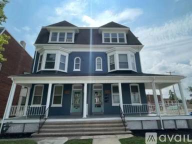 Main picture of 748 Madison Ave