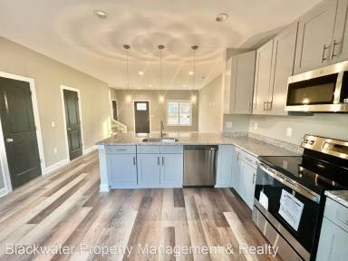 Main picture of 108 Emanuel Ct