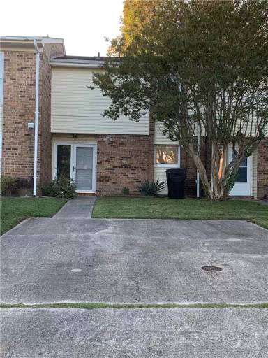 Main picture of 125 Tower Dr