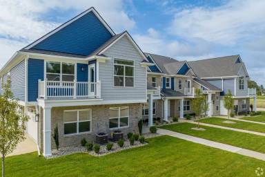 Main picture of 32952 Antrim Dr
