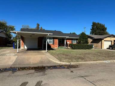 Main picture of 101 E Ridge Rd