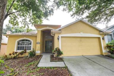 Main picture of 641 Samantha Ln