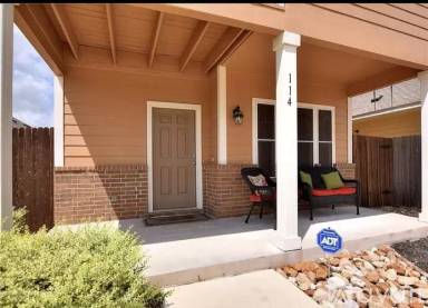 Main picture of 113 Fort Griffin Dr