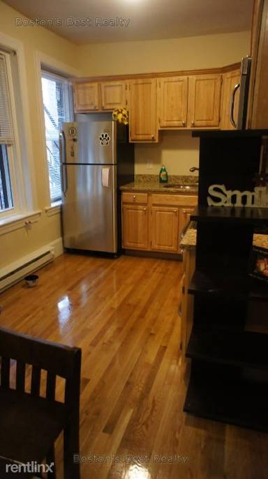 Main picture of 1379 Commonwealth Ave Apartments