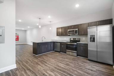 Main picture of 955 Professional Park Dr