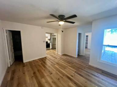 Main picture of 1721 Dewey St