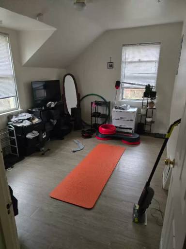 Main picture of 1218 Highland Ave