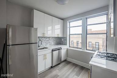 Main picture of 110 61st St