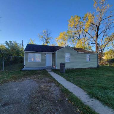 Main picture of 4705 Prospect St