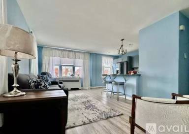 Main picture of 7221 Barnard St