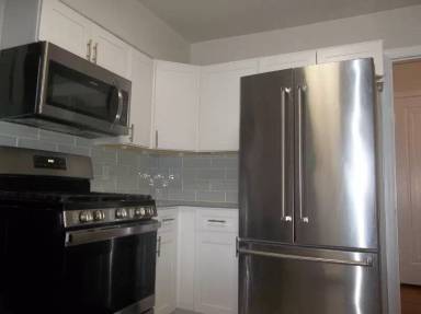 Main picture of 238 Baxter Ave