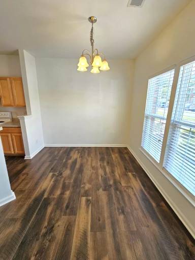 Main picture of 205 Spring Crossing Cir
