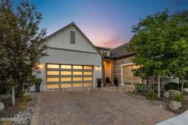 Main picture of 709 W Pleasant Oak Trl