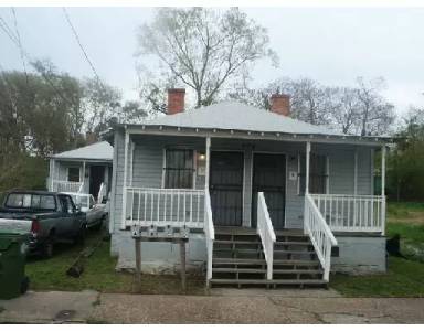 Main picture of 672 Smith St SW